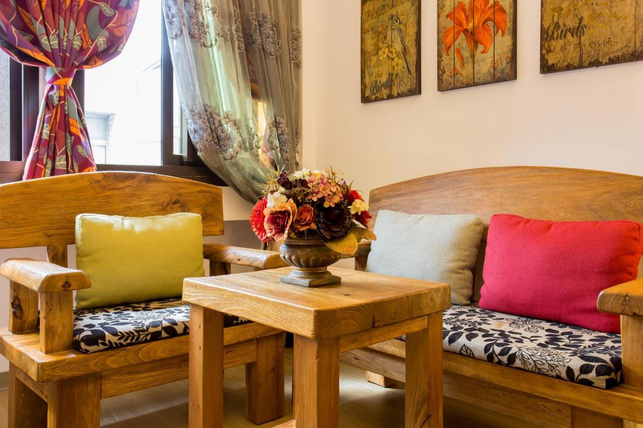Hometown B&B Kota Hualien Bagian luar foto